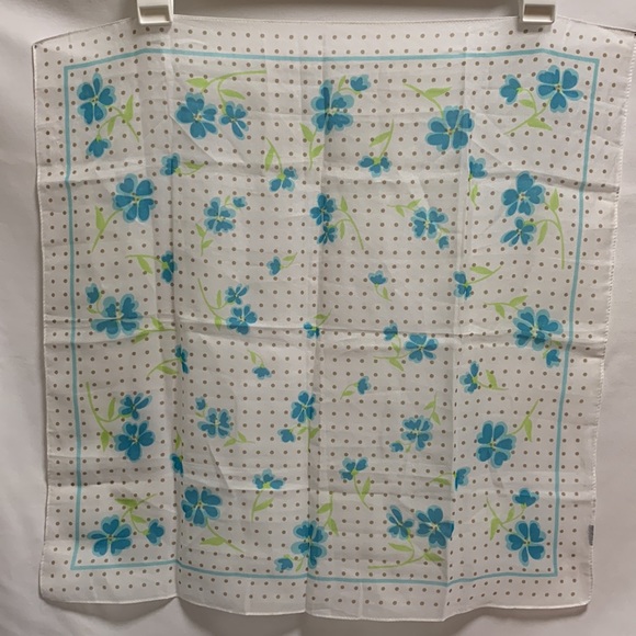 3 vintage floral head scarves - Picture 5 of 11